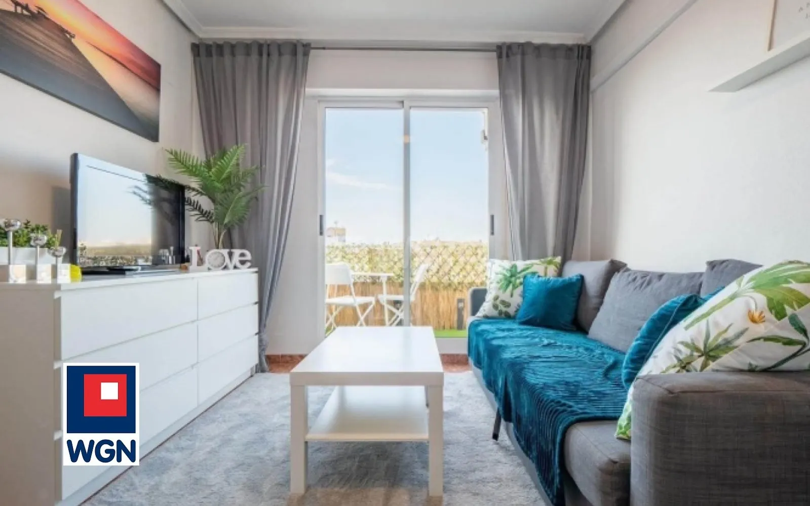 Mieszkanie na  sprzedaż Torrevieja - Ładny apartament z basenem osiedlowym
