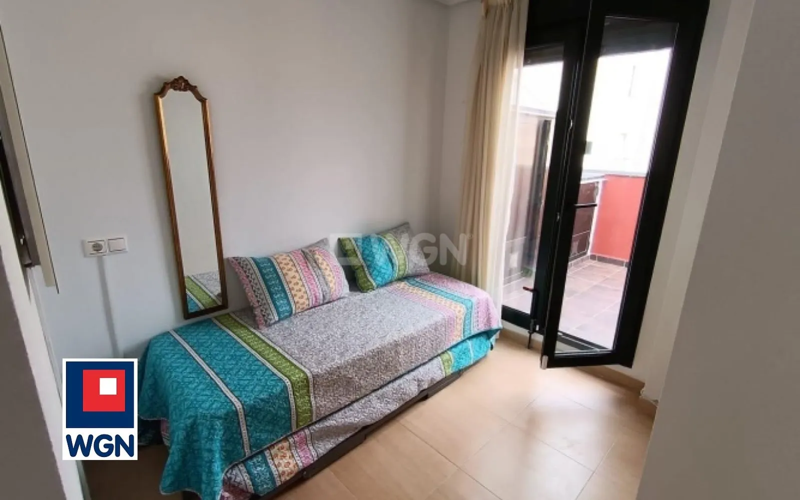 Mieszkanie na  sprzedaż Torrevieja - Penthouse z widokiem na morze, zaledwie 175 metrów od plaży w La Mata!